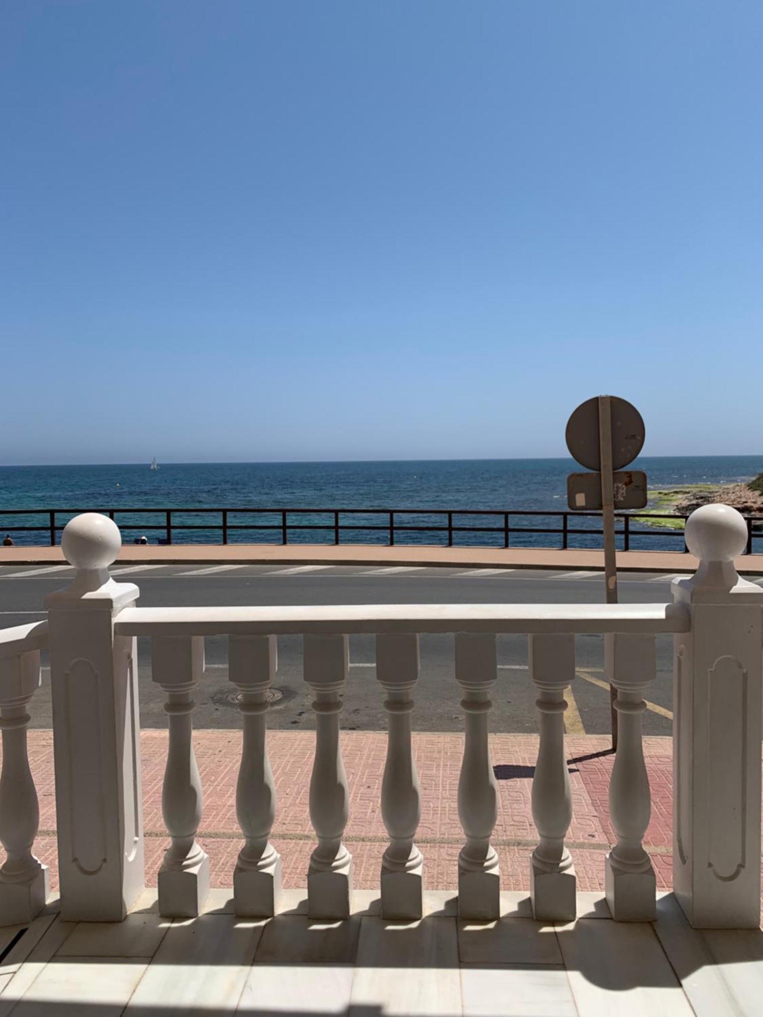 Sea View Apartment Торевьиа Экстерьер фото
